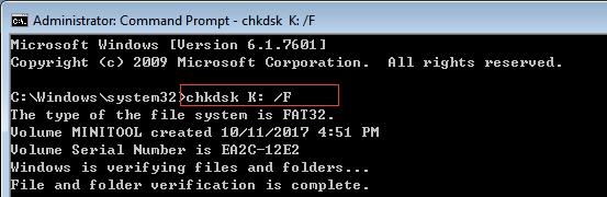 ejecute el comando CHKDSK para corregir errores internos